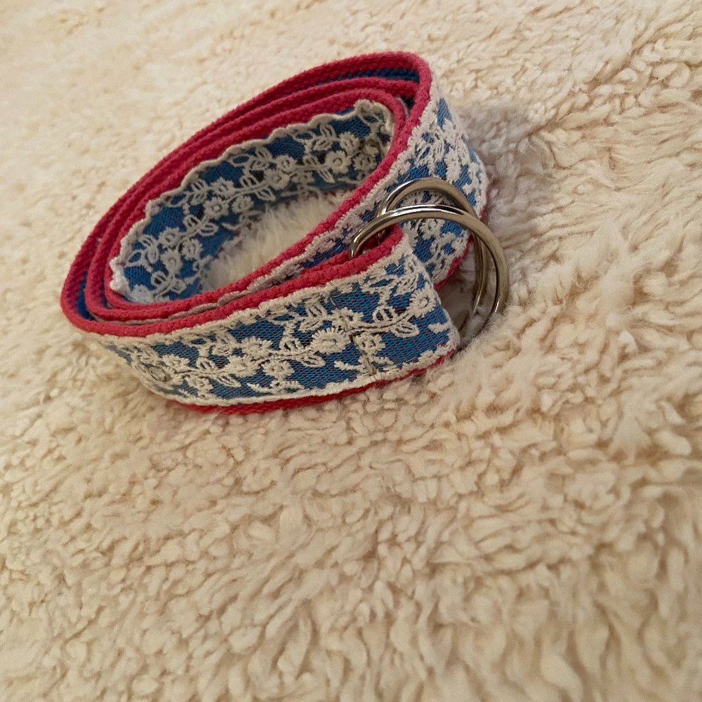 Girl's White Lace Belt